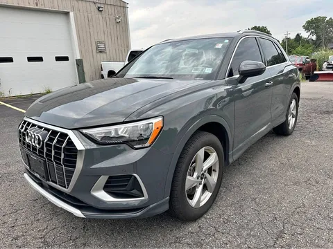 2022 Audi Q3 Premium Sport Utility 4D