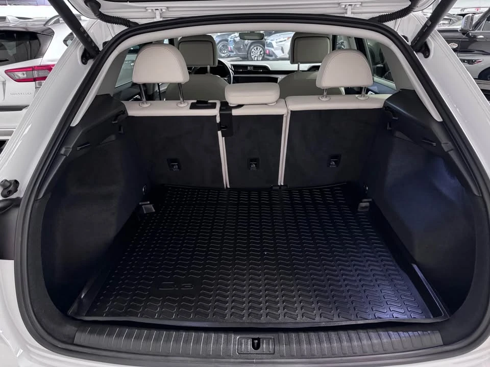 2022 Audi F3 Q3 - Image 11 of 13