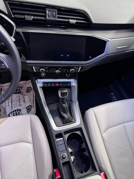 2022 Audi F3 Q3 - Image 10 of 13