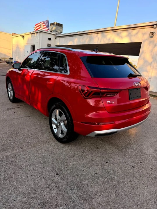 2022 Audi F3 Q3 - Image 5 of 17
