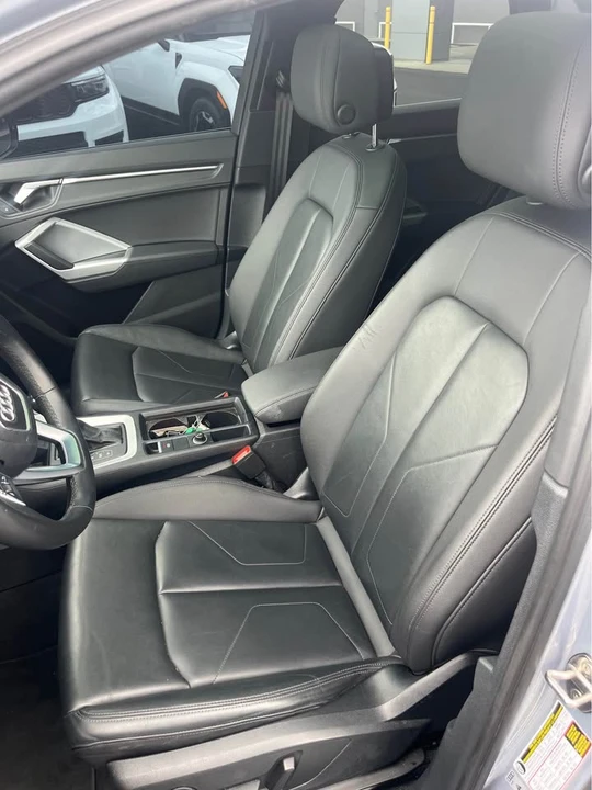 2022 Audi F3 Q3 - Image 2 of 15
