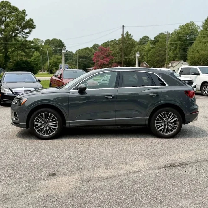2022 Audi F3 Q3 - Image 4 of 7