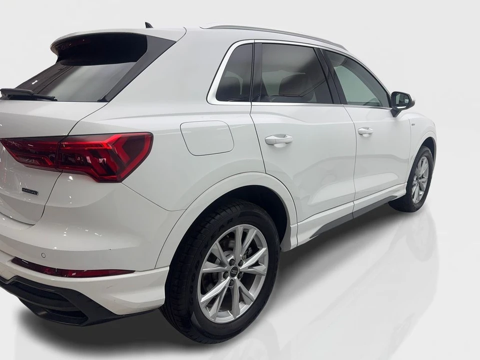2022 Audi F3 Q3 - Image 13 of 21