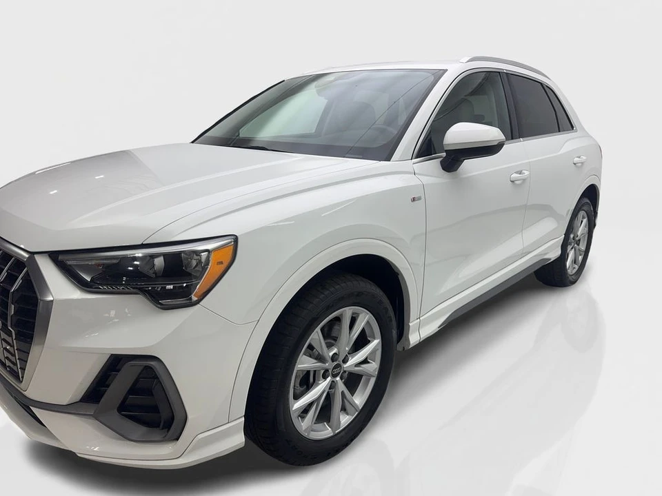 2022 Audi F3 Q3 - Image 11 of 12