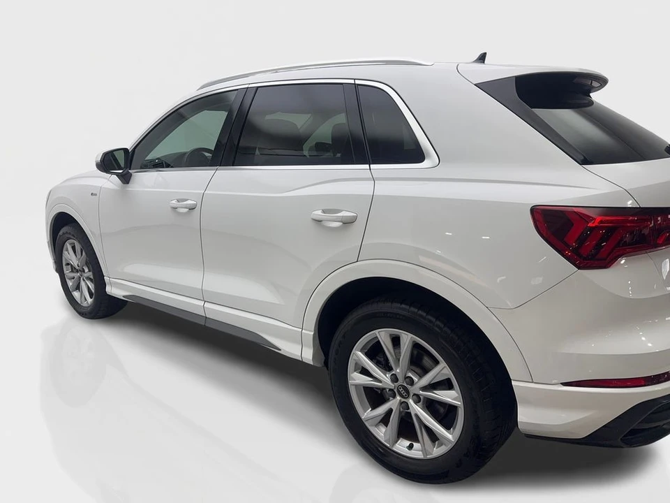 2022 Audi F3 Q3 - Image 14 of 21