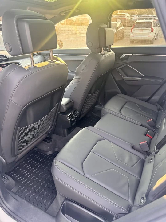 2022 Audi F3 Q3 - Image 11 of 16