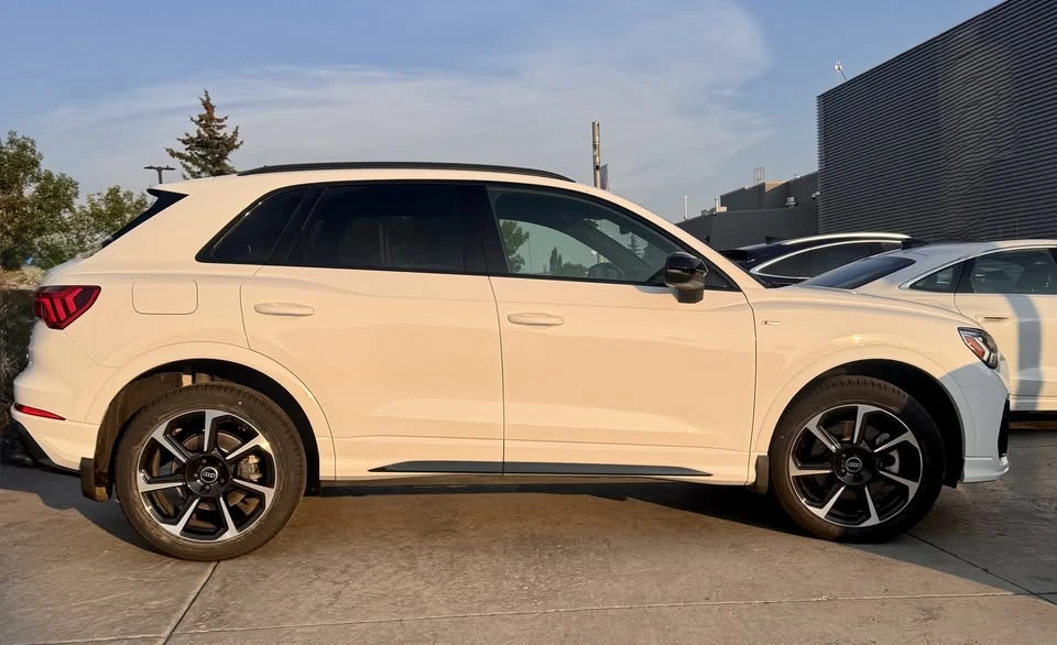 2022 Audi F3 Q3 - Image 4 of 16