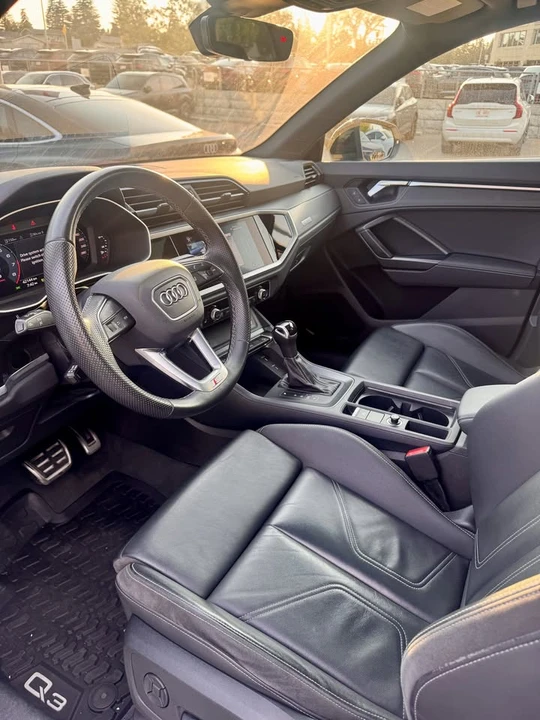 2022 Audi F3 Q3 - Image 10 of 16