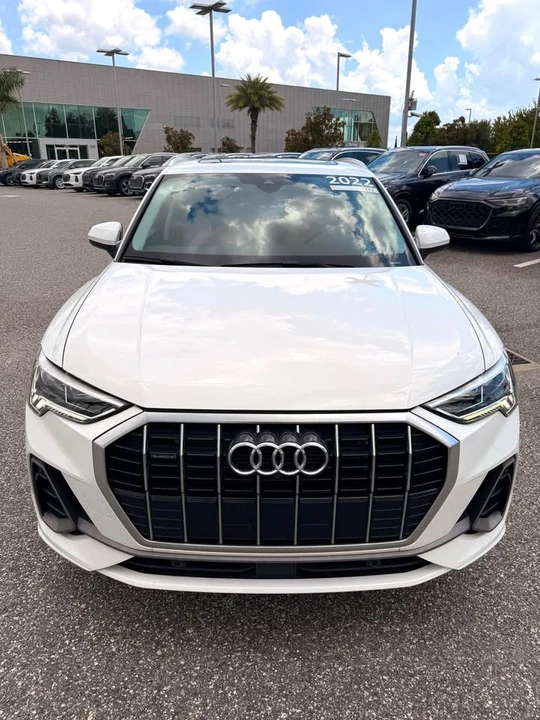 2022 Audi F3 Q3 - Image 3 of 11