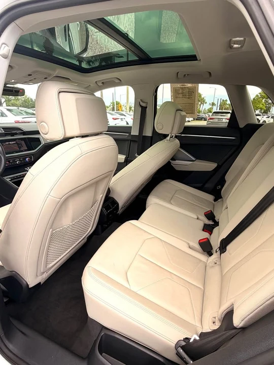 2022 Audi F3 Q3 - Image 10 of 11