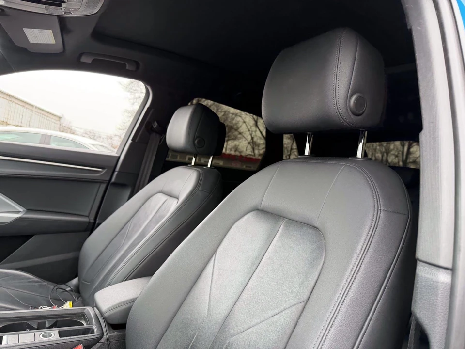 2022 Audi F3 Q3 - Image 10 of 21