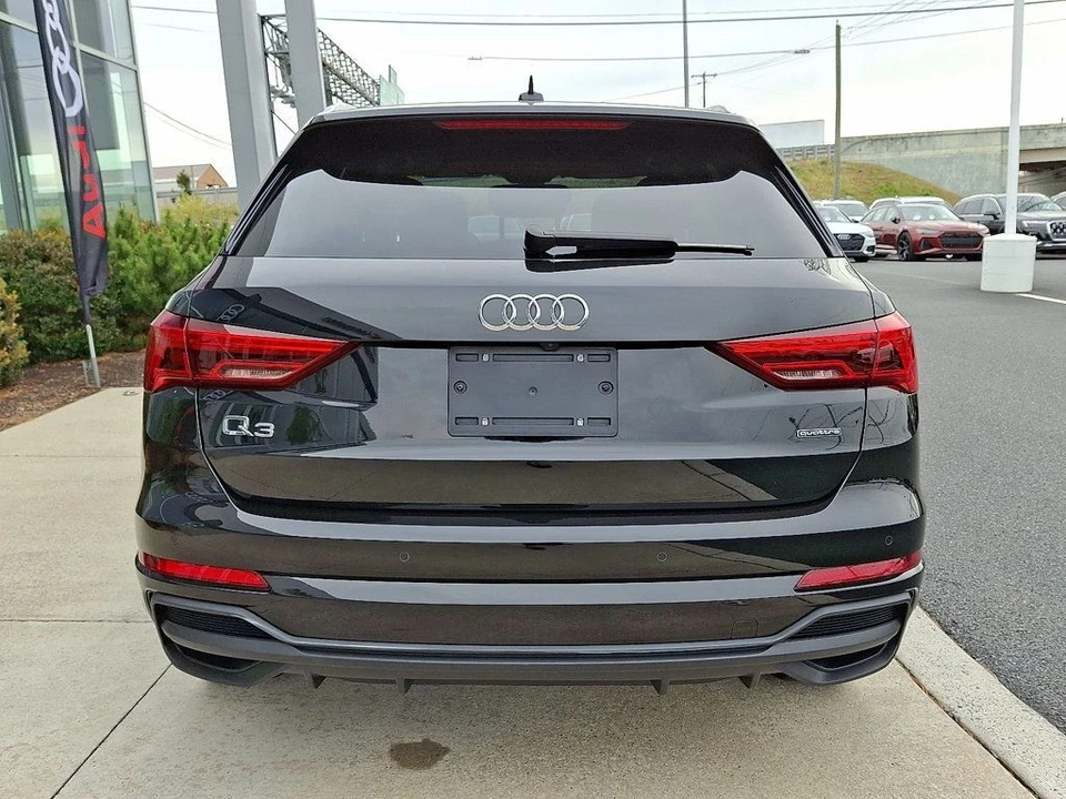 2022 Audi F3 Q3 - Image 5 of 12