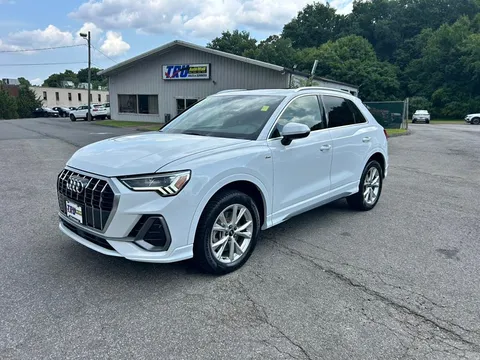 2022 Audi Q3 S line Premium Plus 45 TFSI quattro