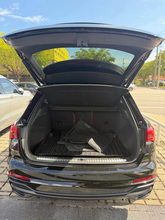 2022 Audi F3 Q3 - Image 10 of 11