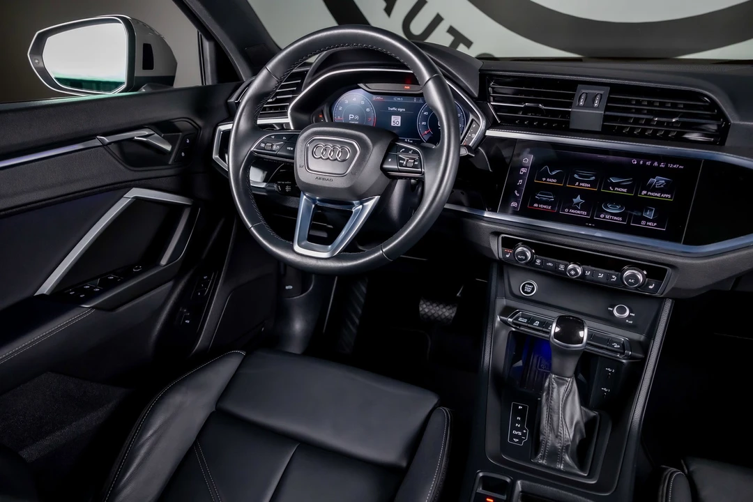 2022 Audi F3 Q3 - Image 7 of 12