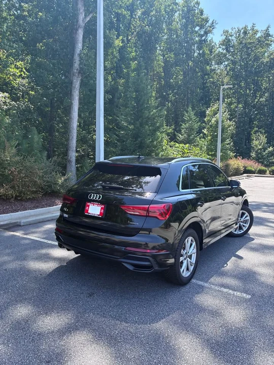 2022 Audi F3 Q3 - Image 2 of 5