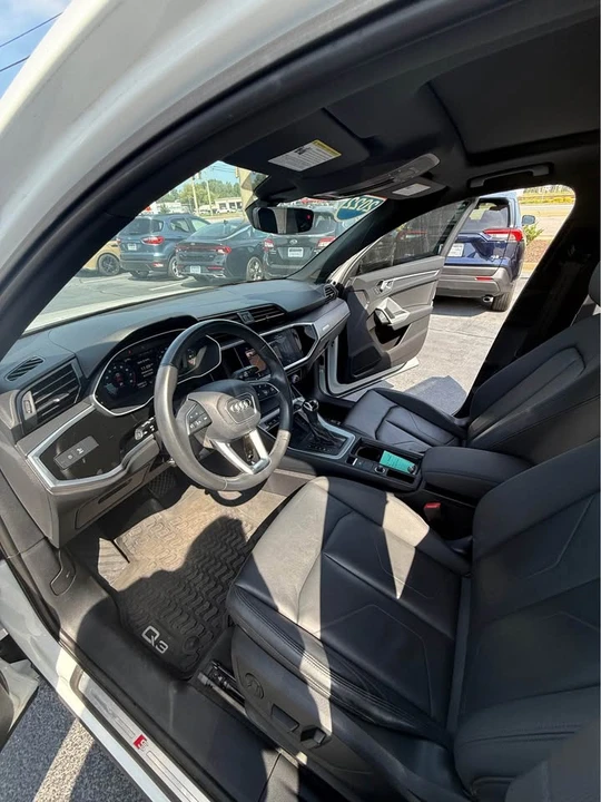 2022 Audi F3 Q3 - Image 4 of 7