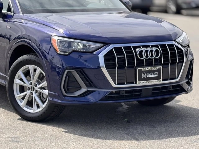 2022 Audi F3 Q3 - Image 3 of 12