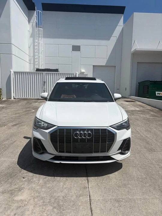 2022 Audi F3 Q3 - Image 2 of 13