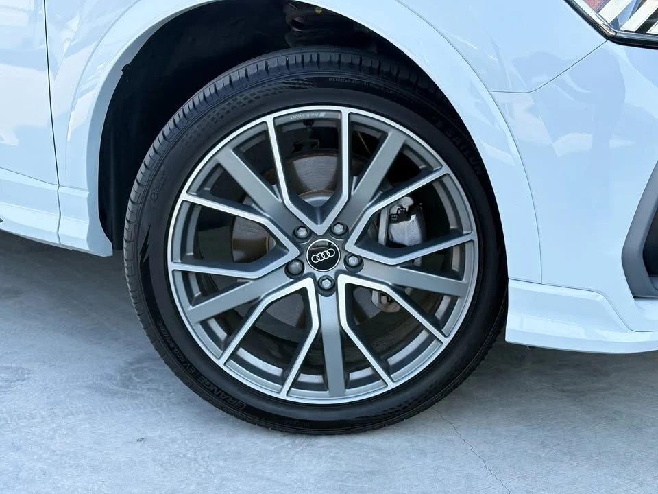 2022 Audi F3 Q3 - Image 2 of 12