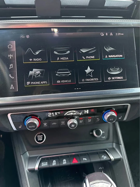 2022 Audi F3 Q3 - Image 8 of 10