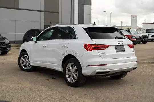 2022 Audi Q3 Progressive