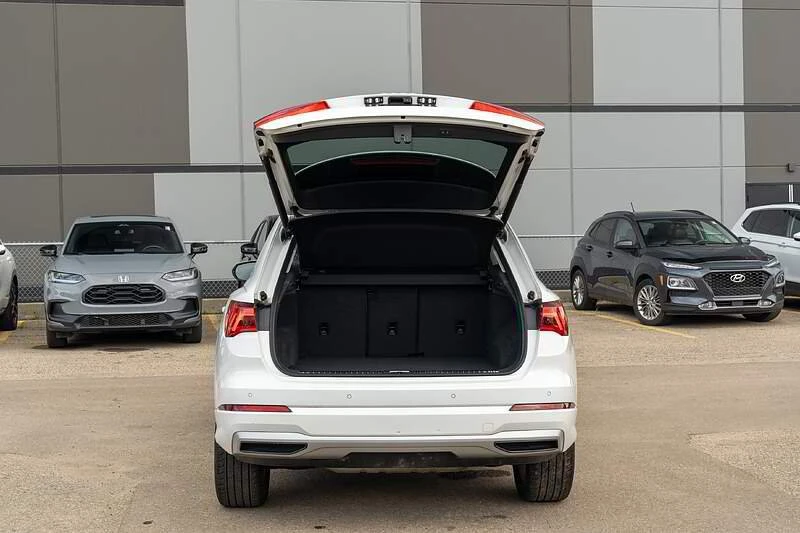 2022 Audi F3 Q3 - Image 4 of 15