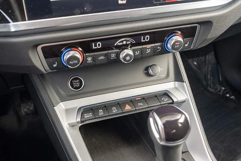 2022 Audi F3 Q3 - Image 10 of 15