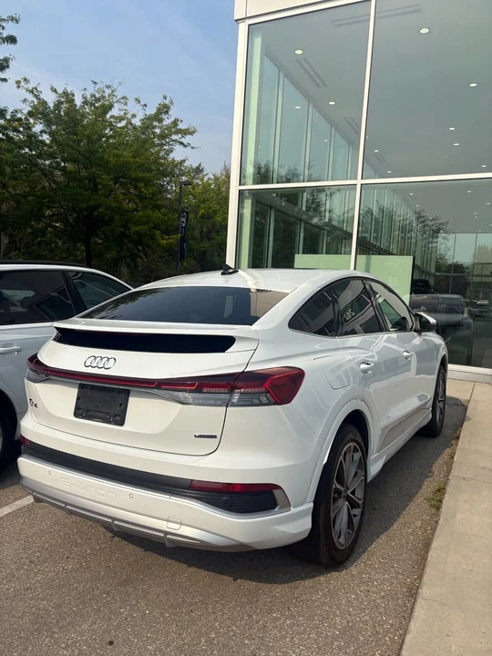 2022 Audi Q4 e-tron - Image 2 of 3