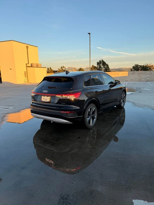 2022 Audi Q4 e-tron - Image 3 of 8