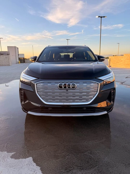2022 Audi Q4 e-tron - Image 4 of 8