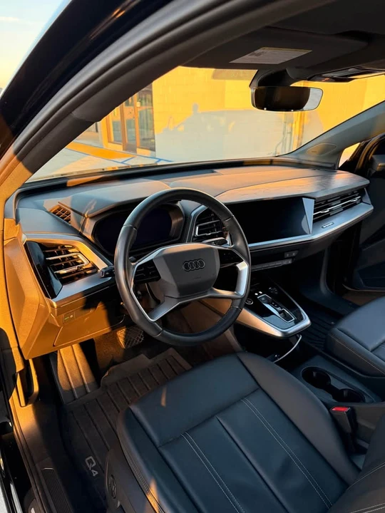 2022 Audi Q4 e-tron - Image 8 of 8