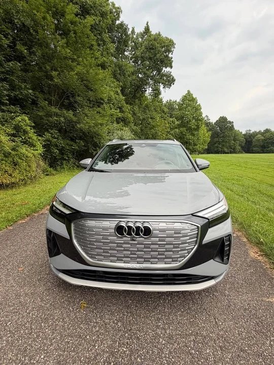 2022 Audi Q4 e-tron - Image 2 of 8