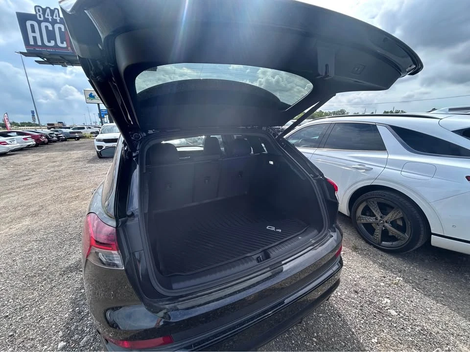 2022 Audi Q4 e-tron - Image 8 of 14