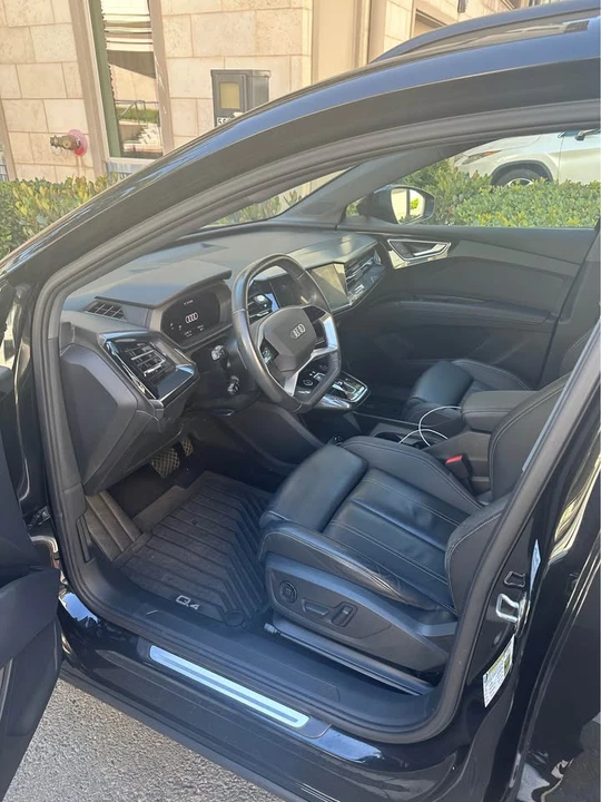2022 Audi Q4 e-tron - Image 11 of 20