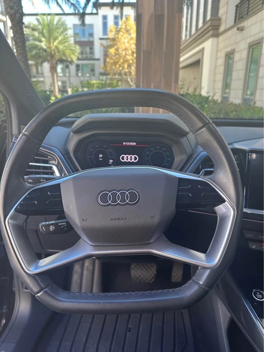 2022 Audi Q4 e-tron - Image 14 of 20