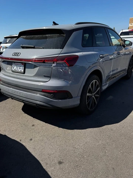 2022 Audi Q4 e-tron - Image 2 of 7