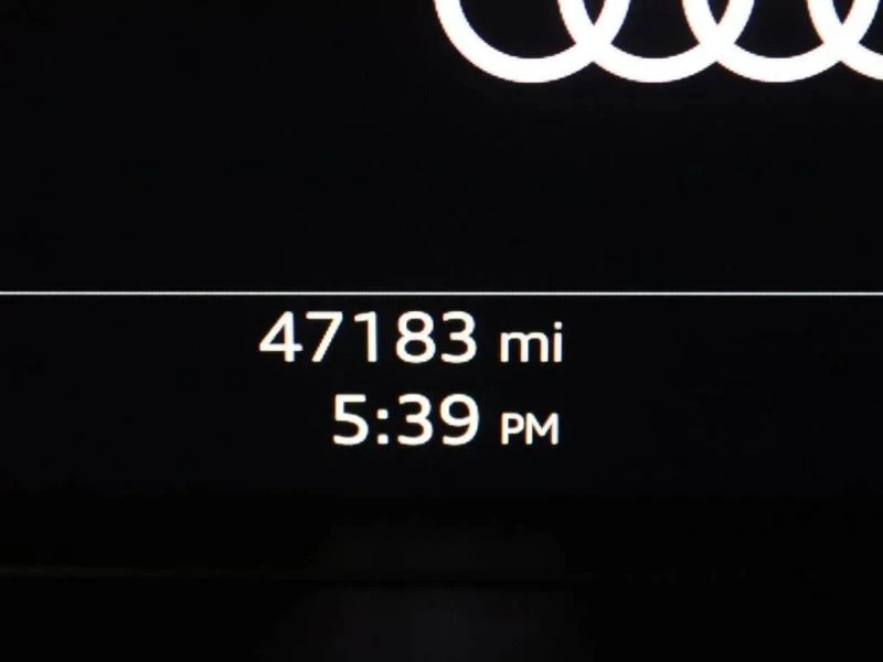 2022 Audi Q4 e-tron - Image 9 of 12