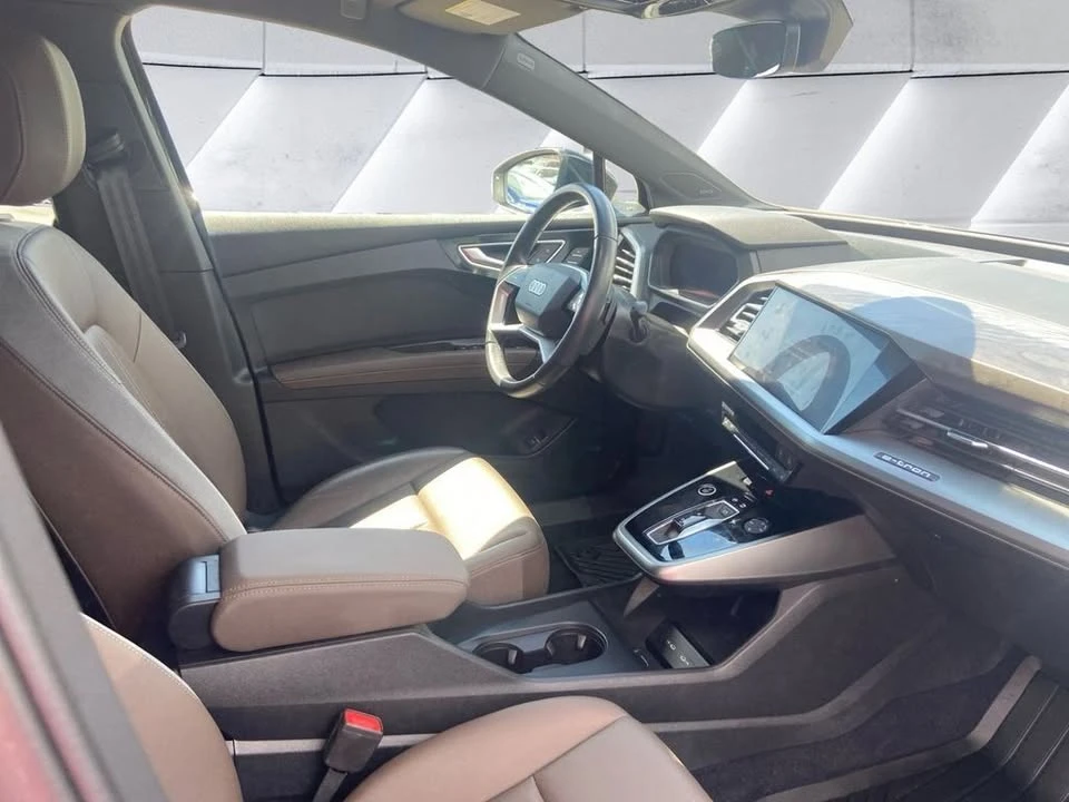 2022 Audi Q4 e-tron - Image 8 of 11