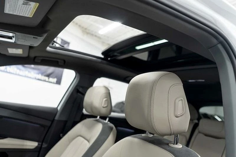 2022 Audi Q4 e-tron - Image 8 of 12