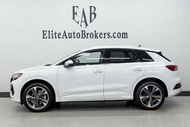 2022 Audi Q4 e-tron - Image 2 of 12