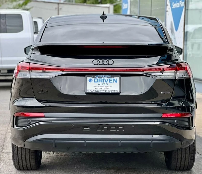 2022 Audi Q4 e-tron - Image 4 of 20