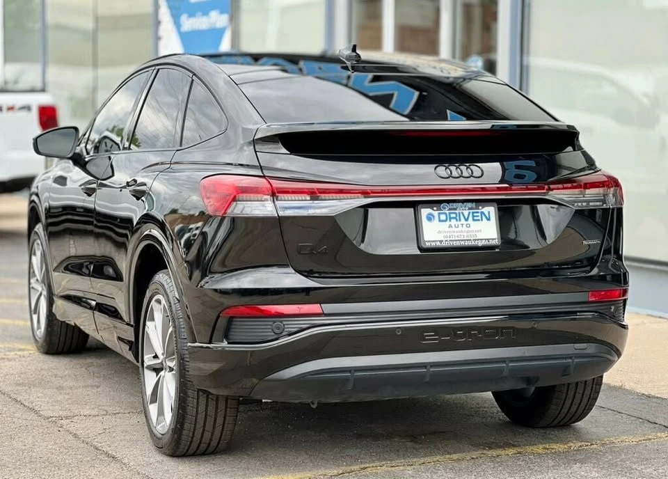 2022 Audi Q4 e-tron - Image 3 of 20