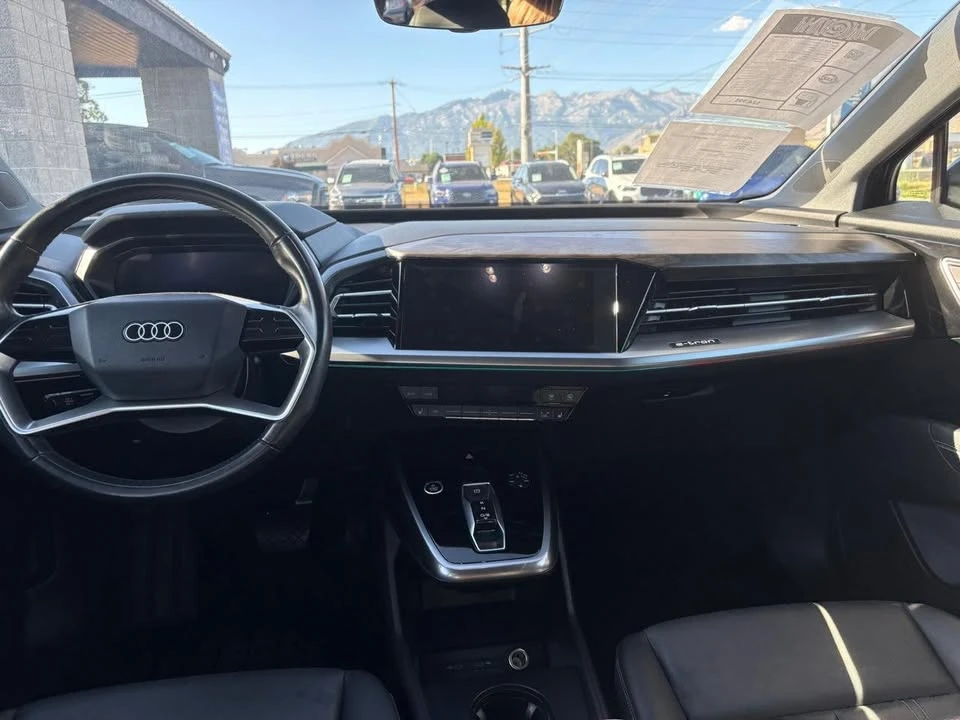 2022 Audi Q4 e-tron - Image 10 of 19