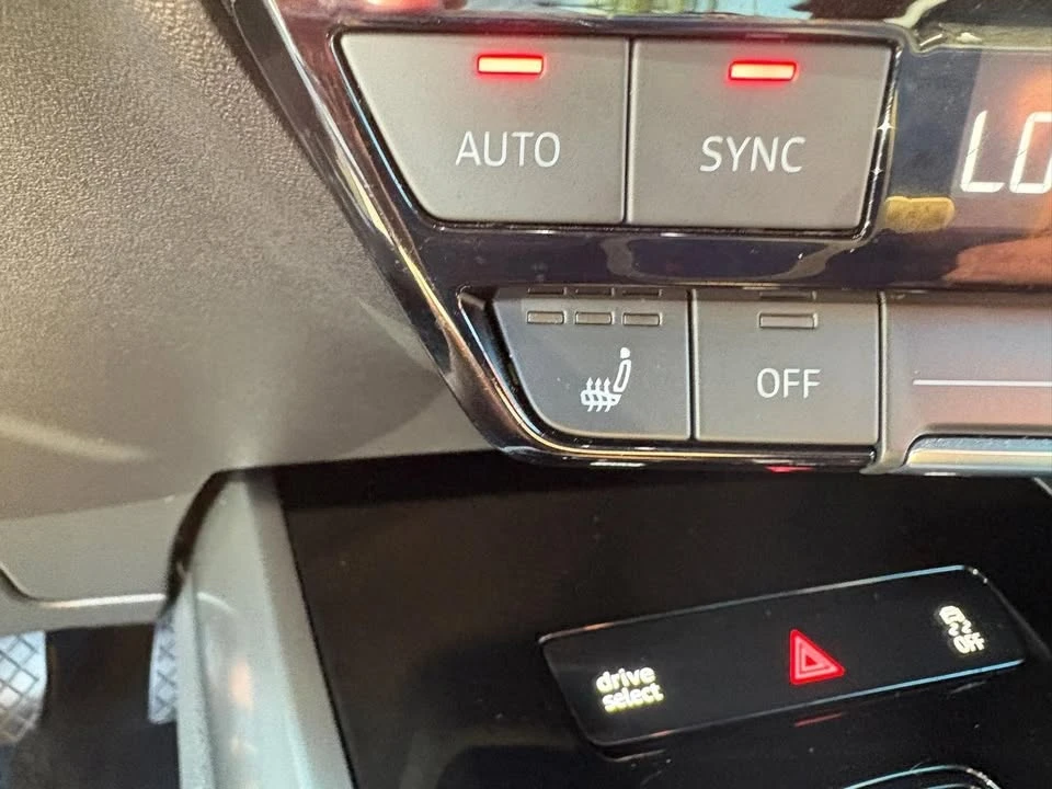 2022 Audi Q4 e-tron - Image 17 of 19
