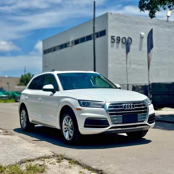 2022 Audi Q5 2.0T Premium Plus Sport Utility 4D