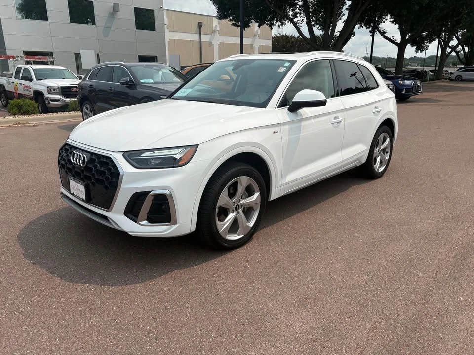 2022 Audi FY Q5 - Image 2 of 12