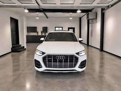 2022 Audi Q5 40 TFSI Prestige Sport Utility 4D