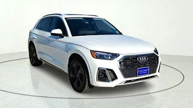 2022 Audi Q5 45 S line Premium