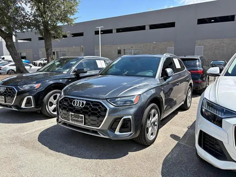 2022 Audi Q5 45 TFSI Prestige Sport Utility 4D